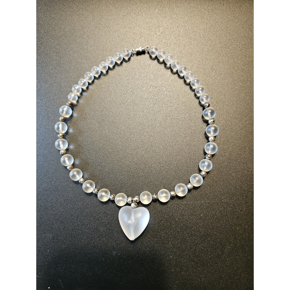Frosted Beaded Necklace with Frosted Heart Pendant (615)